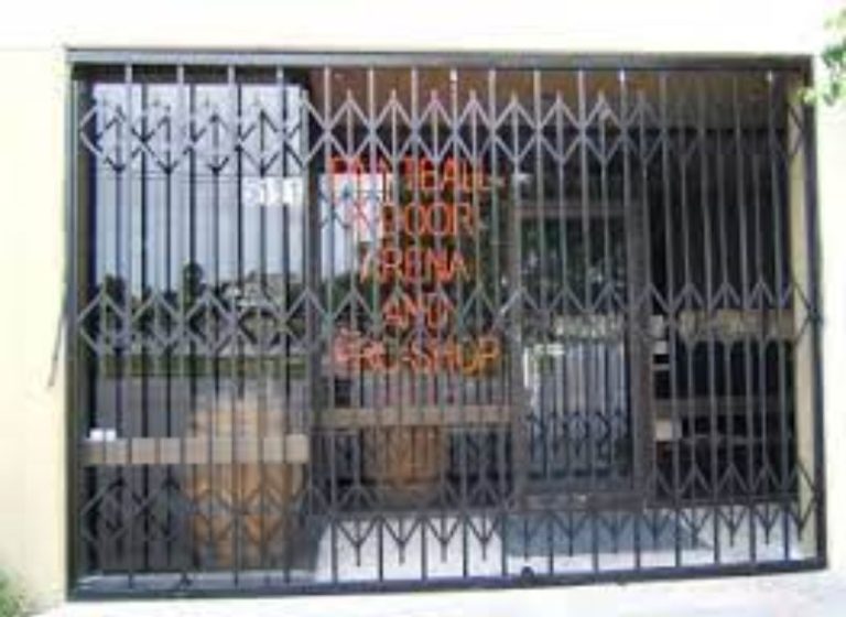 Scissor Gates