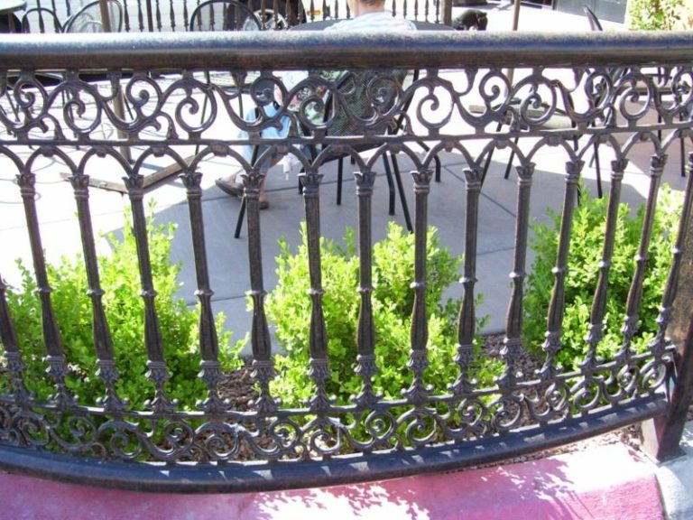 Scrollwork F0053