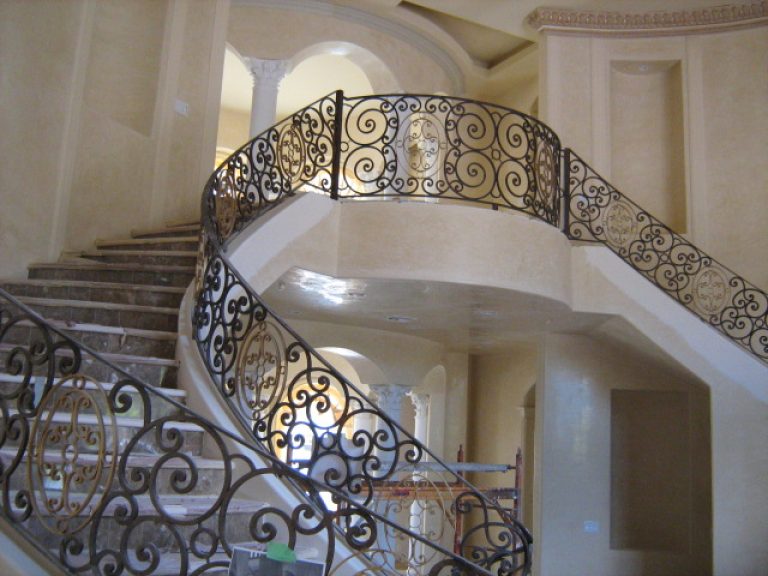 Scrollwork IR0017