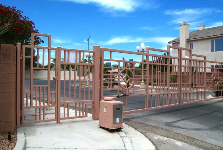 Gate DG0195