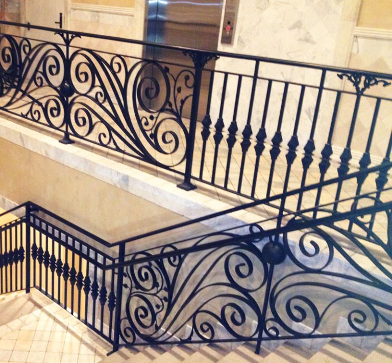 Scrollwork IR0157