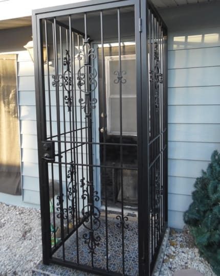 Custom Exterior Pet Enclosure