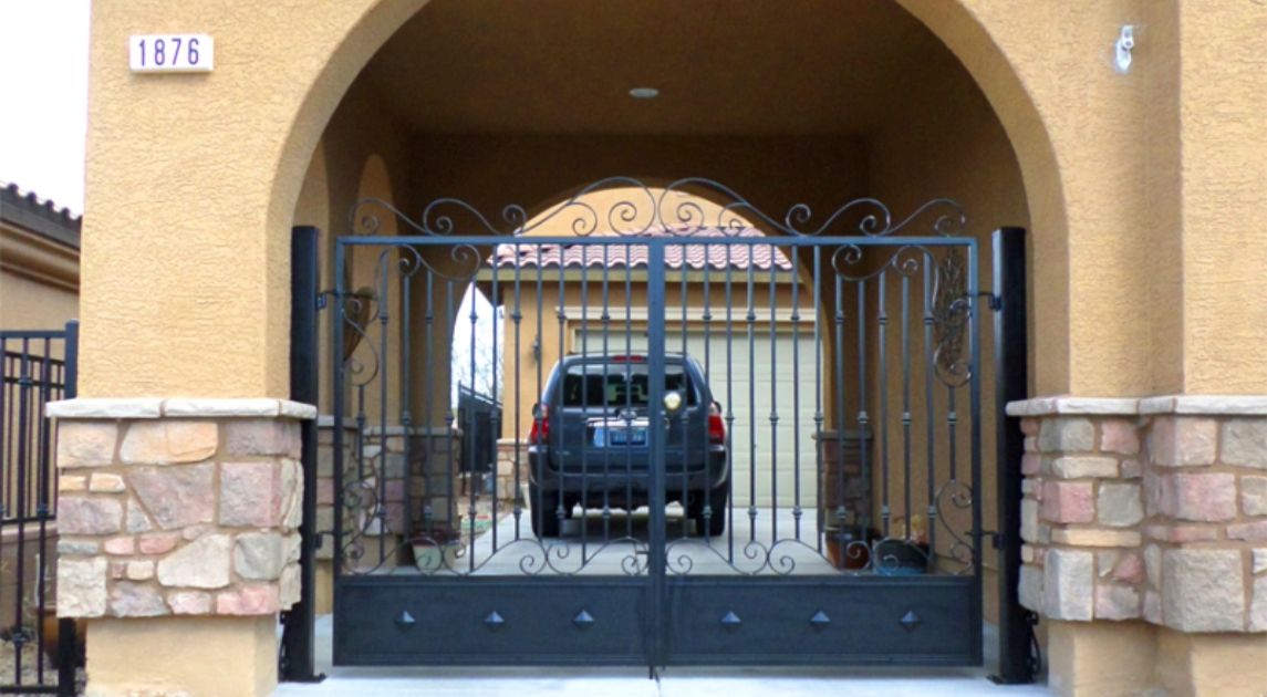 Guide to Different Types of Driveway Gates
