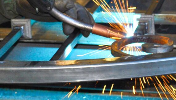 Wrought Iron Vs Cast Iron: What’s The Difference?